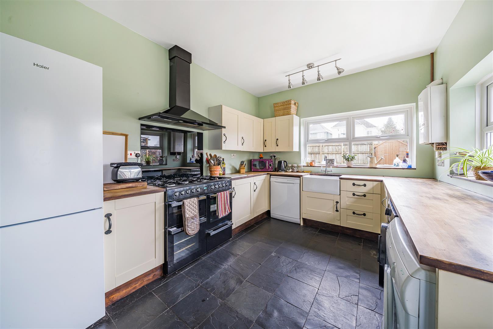 Woodlands, Gowerton, Swansea, SA4 3DP